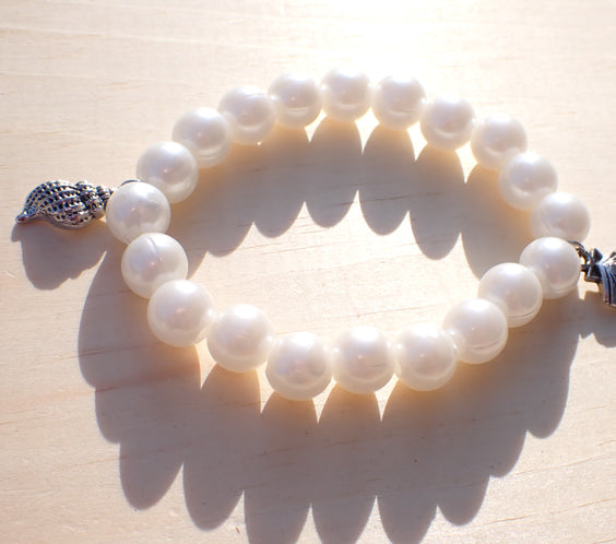 Seashell dainty Charm Beaded Bracelet