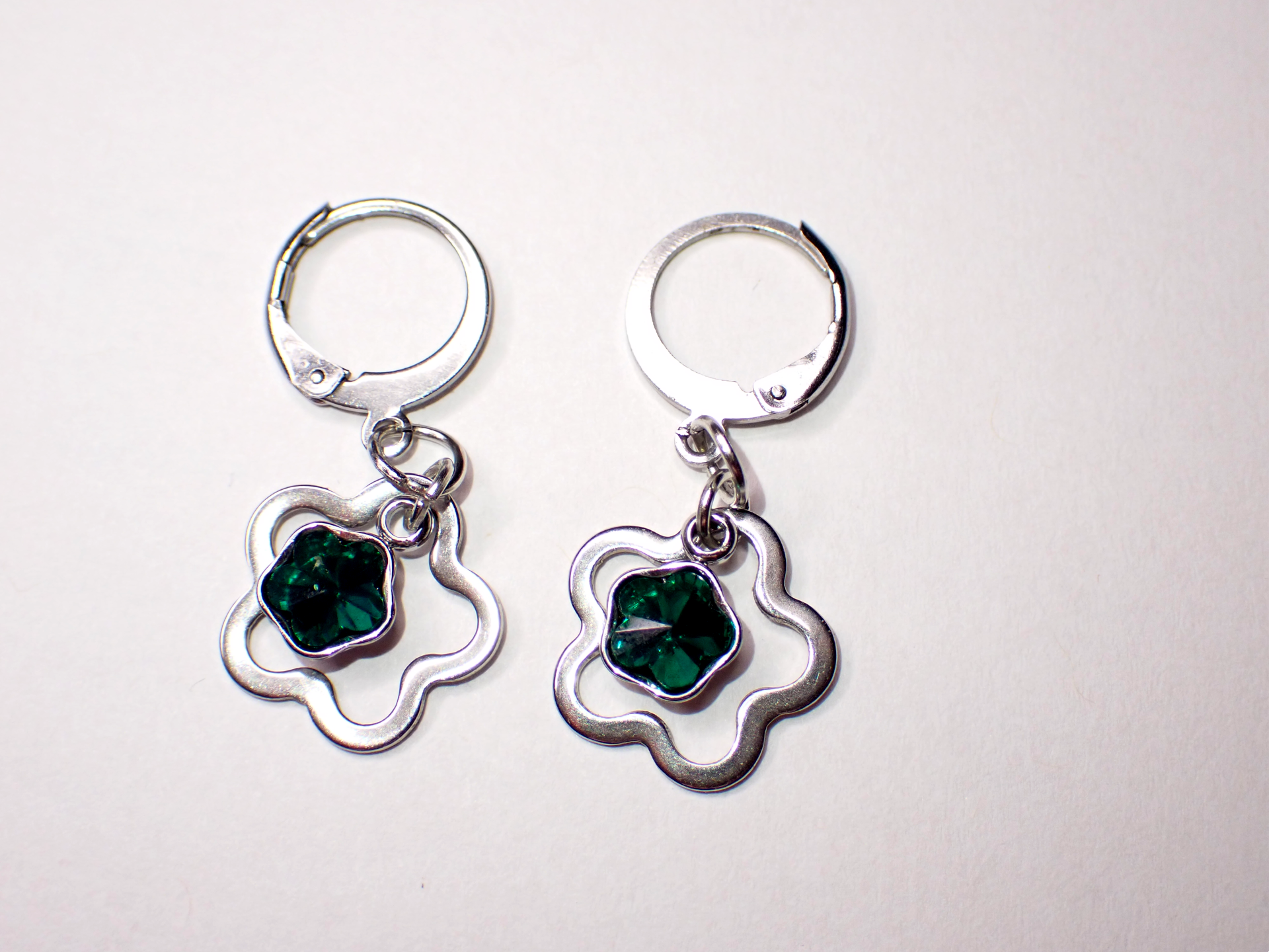 Emerald Green Star Crystal Earrings