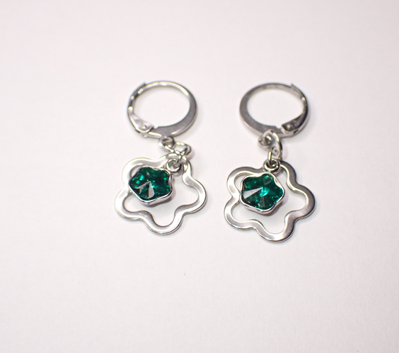 Emerald Green Star Crystal Earrings